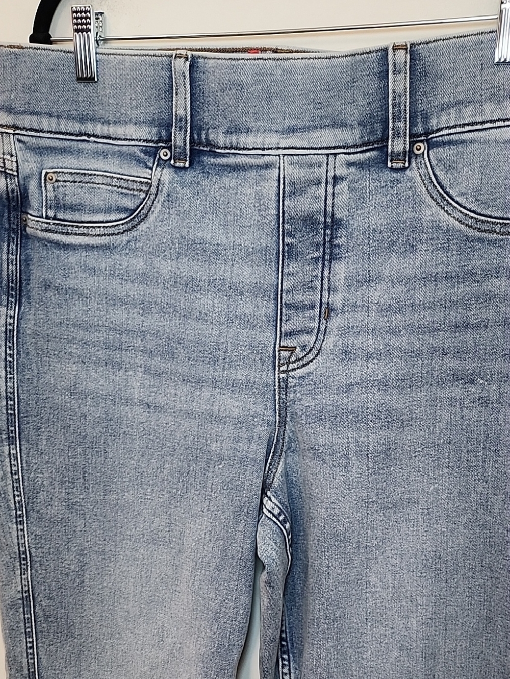 SPANX EveryWear Kick Flare Ankle Jeans Indigo Sky wash featuring a pull-on Sz 1X - Picture 9 of 16